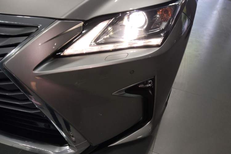 Used Lexus RX 2016 300 Two-Wheel Drive Elite Version China V Standard
