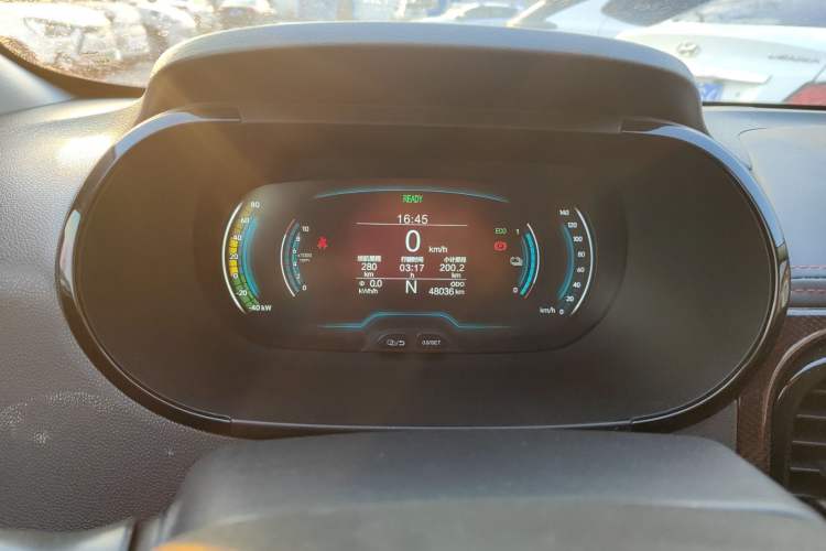 Used Chery Little Ant 2022 Sweet Pink Edition Half-Sugar Version 3-Cell Lithium 30kW 301km