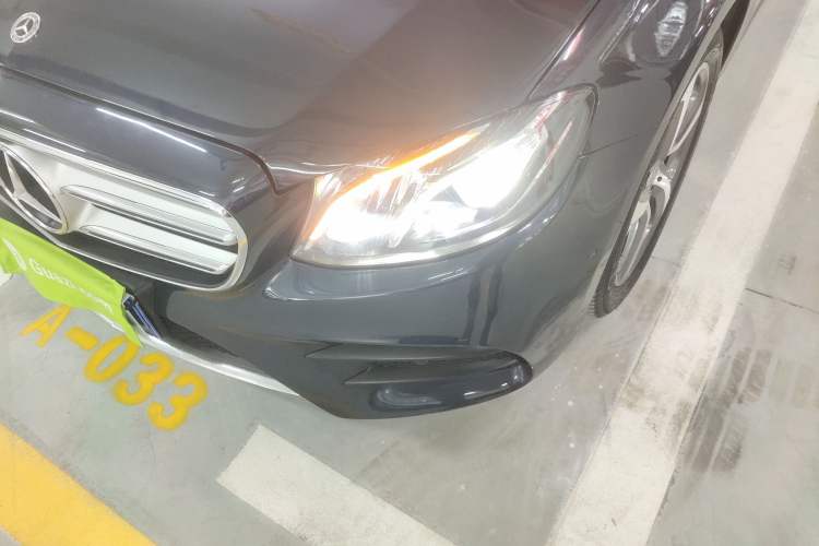 Used Mercedes-Benz E-Class 2019 E 300 L Sporty and Stylish Model
