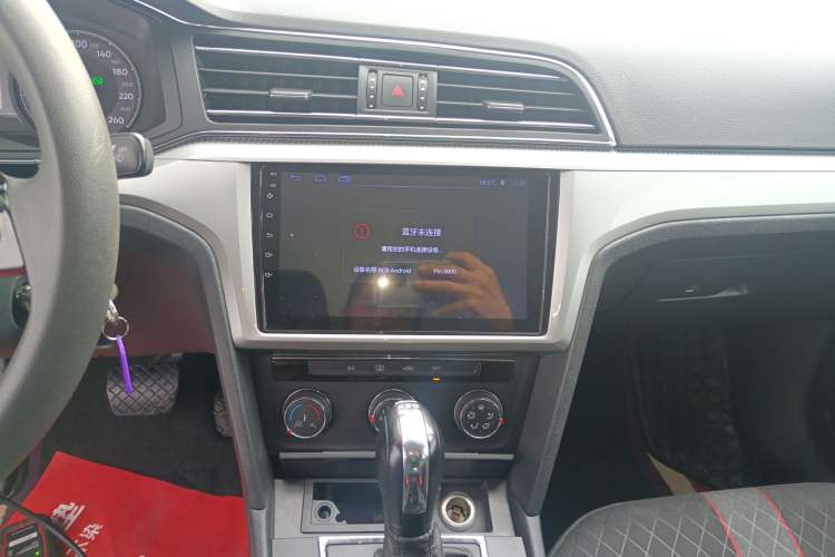 Used Volkswagen Lamando 2019 230TSI DSG Fashion Edition China VI