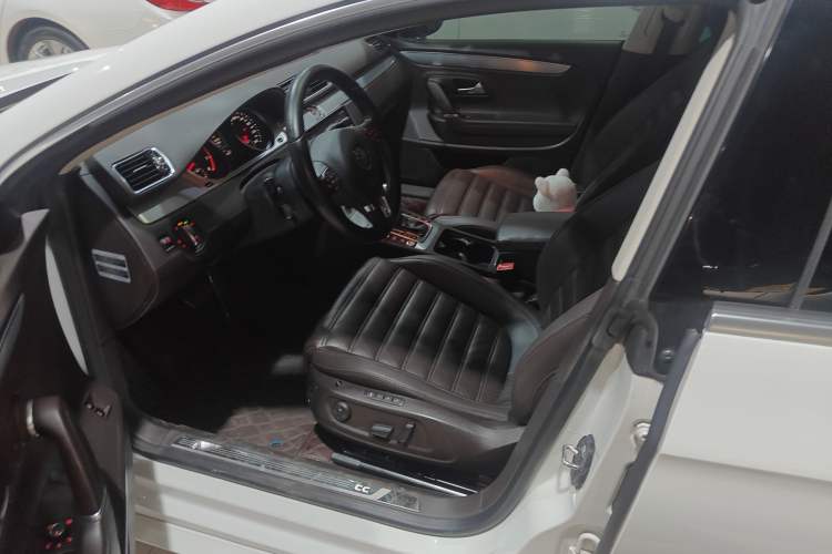 Used Volkswagen FAW-Volkswagen CC 2016 1.8TSI Luxury Model