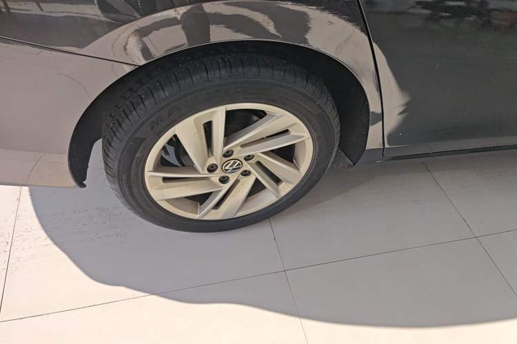 Used Volkswagen Lamando 2023 Lavida L 280TSI DSG Spicy Edition
