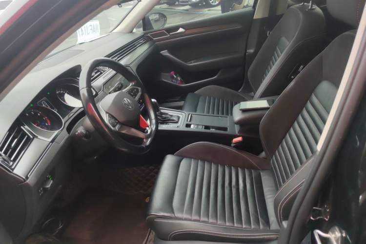 Used Volkswagen Magotan 2020 330TSI DSG Leading Model
