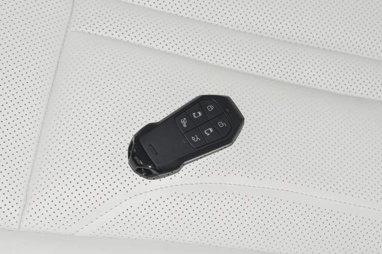 Used XPeng X9 2024 702 Ultra-Long Range Max