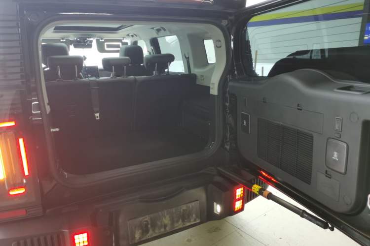 Used JETOUR Traveler 2023 2.0T All-Wheel-Drive CrossPRO