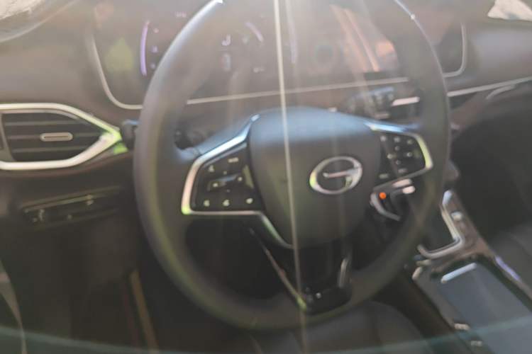 Used GAC Trumpchi M6 2023 PRO 270T DCT Luxury Edition
