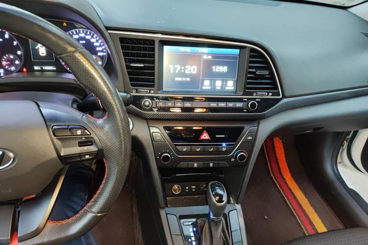 Used Hyundai Elantra 2018 1.4T Dual-Clutch Xuan Dong · Dynamic Edition
