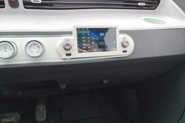 Used Wuling Hongguang MINIEV 2021 Macaron Fashion Edition Lithium-Ion Battery
