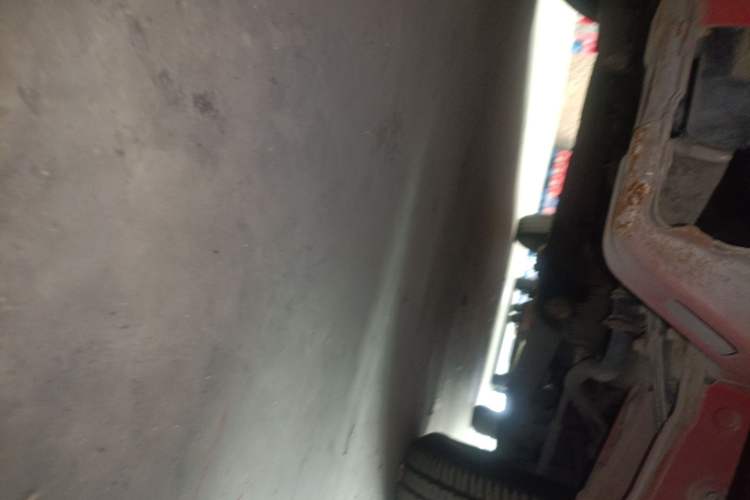 Used Foton Scenic G7 2017 2.0L Long-Wheelbase Commercial Van High Roof 2 Seats 4Q20M
