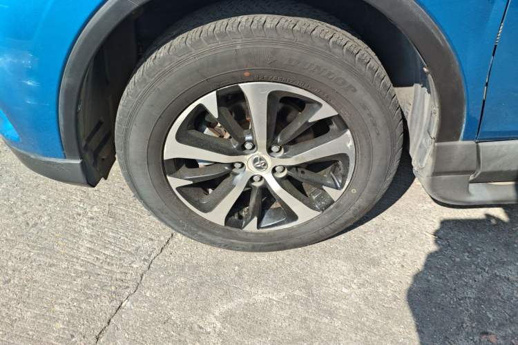 Used Toyota RAV4 2016 2.0L CVT Two-Wheel Drive Urban Edition China V Standard