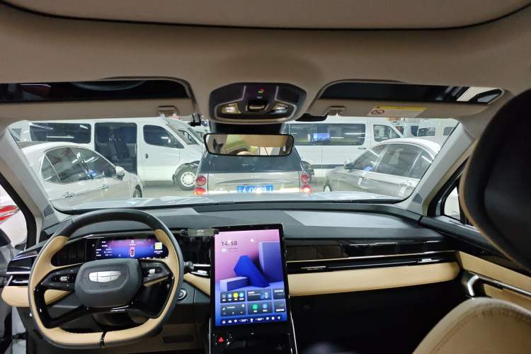 Used Geely Auto FX11 2023 1.5TD DCT Prestige Edition
