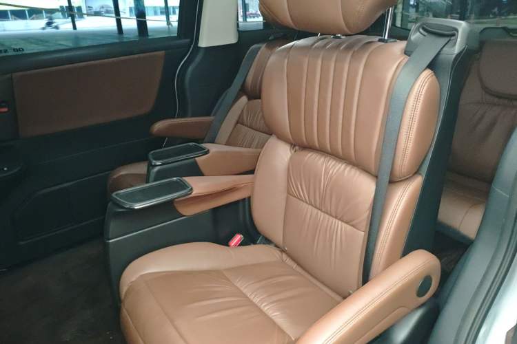 Used Honda Odyssey 2022 2.0L eHEV Sharp Supreme Edition
