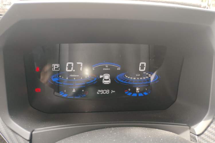 Used Venucia T60 2020 1.6L CVT Smart Drive Version China VI Standard
