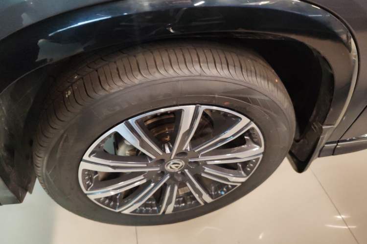 Used Changan CS75 PLUS 2024 3rd Generation Champion Edition 1.5T Intelligent Drive Dynamic Model
