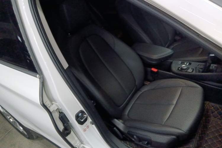 Used BMW X1 2019 sDrive20Li Leading Model
