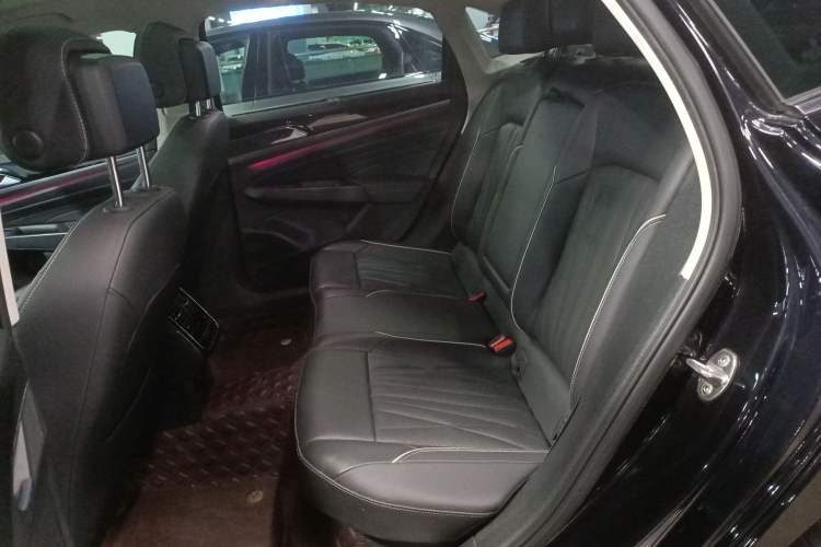 Used Volkswagen Passat 2022 330TSI Starry Luxury Edition