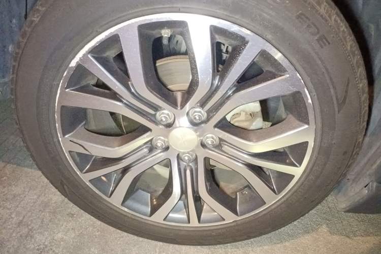 Used Mitsubishi Outlander 2018 2.0L Two-Wheel Drive Glory Edition 5 Seats
