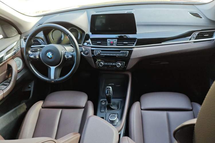 Used BMW X1 2021 Restyled sDrive25Li Leading Edition
