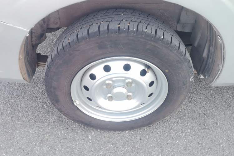 Used Wuling Hongguang V 2022 1.5L Jingqu Version Hydraulic Power Steering LAR