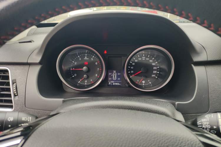 Used Haval H6 2015 Sport Edition 1.5T Automatic Two-Wheel Drive Luxury Model
