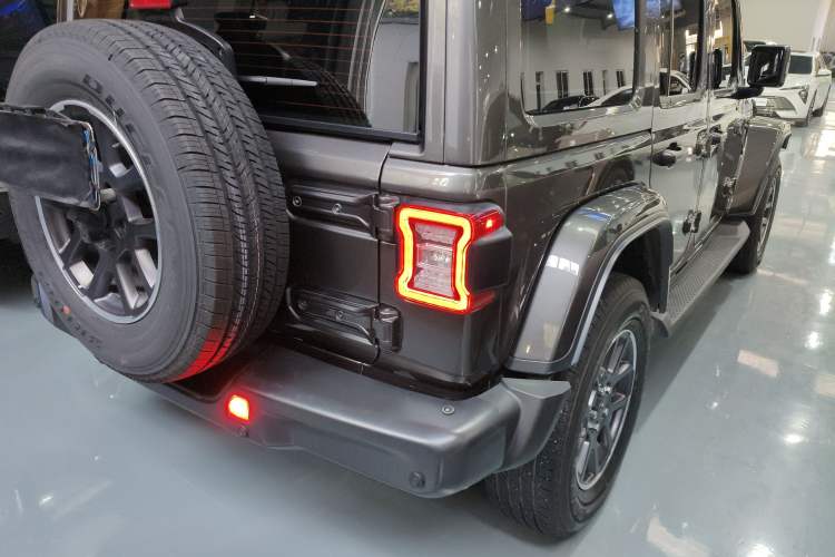 Used  Wrangler 2021 2.0T 80th Anniversary Edition