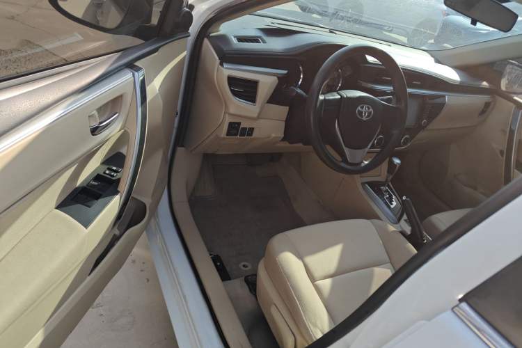 Used Toyota Corolla 2014 1.6L CVT GL-i
