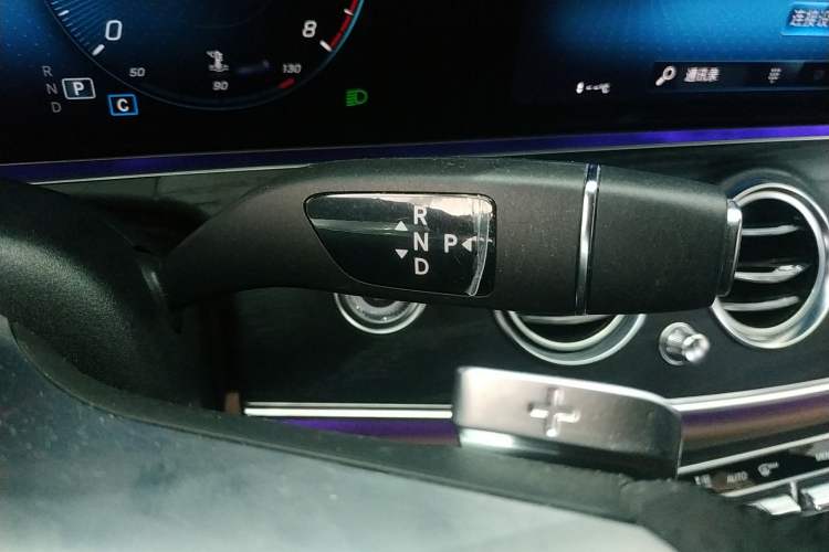 Used Mercedes-Benz E-Class 2022 Second Facelift E 300 L Sporty and Stylish Edition
