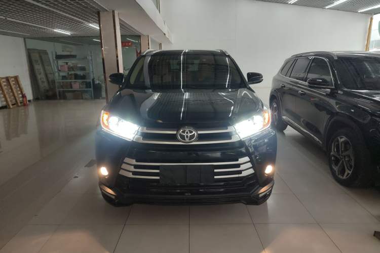 Used Toyota Highlander 2021 2.0T Two-Wheel Drive Elite Edition 5 Seats