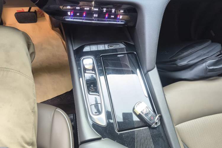 Used Buick Enclave 2020 28T Four-Wheel Drive Flagship Version
