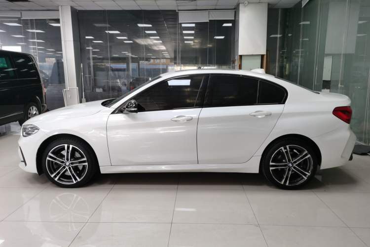 Used BMW 1 Series 2022 125i M Sport Night Edition
