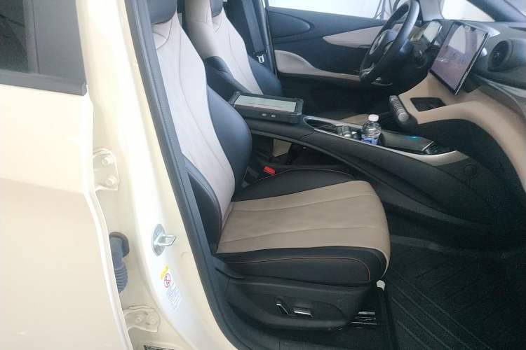 Used BYD Dolphin 2025 420km Fashion Edition
