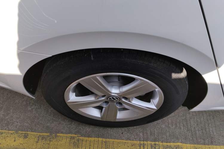 Used Volkswagen Lamando 2019 230TSI DSG Fashion Edition China VI