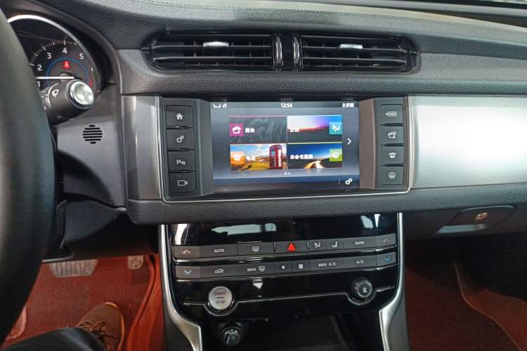 Used Jaguar XFL 2017 XFL 2.0T 240PS Luxury Edition