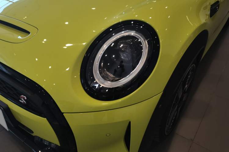 Used MINI MINI 2023 Revised 2.0T COOPER S CABRIO Artist