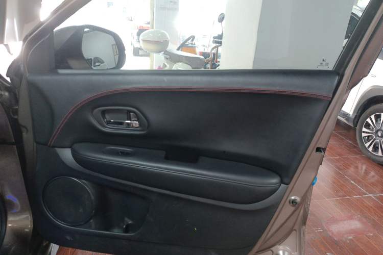 Used Honda XR-V 2017 1.8L EXi CVT Comfort Version
