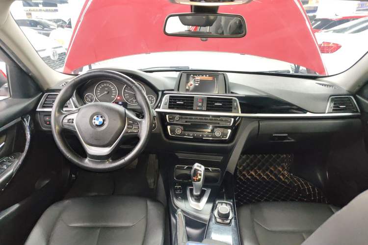 Used BMW 3 Series 2017 320Li Fashion Model

