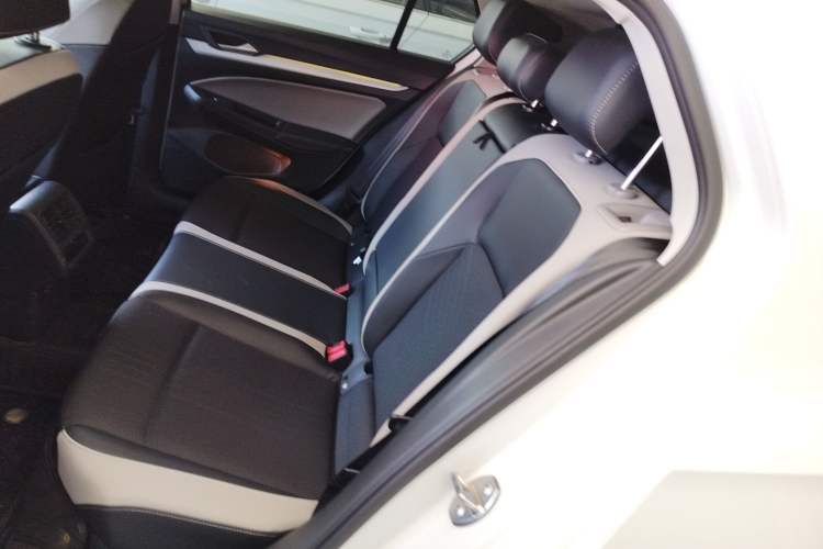 Used Volkswagen Golf 2023 Facelift 280TSI DSG Pro
