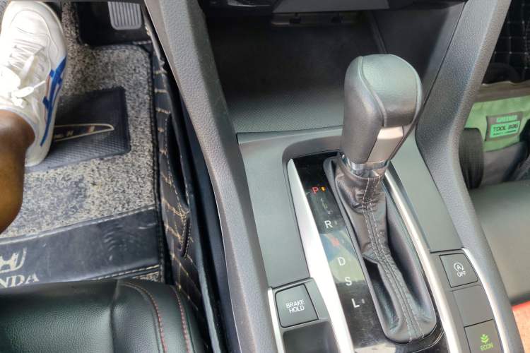 Used Honda Civic 2016 220TURBO CVT Luxury Edition