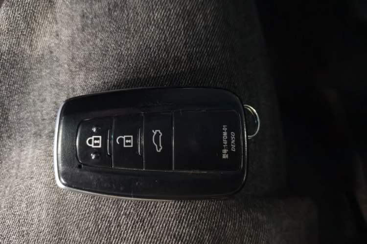 Used Toyota Avalon 2022 Dual-Engine 2.5L Luxury Edition