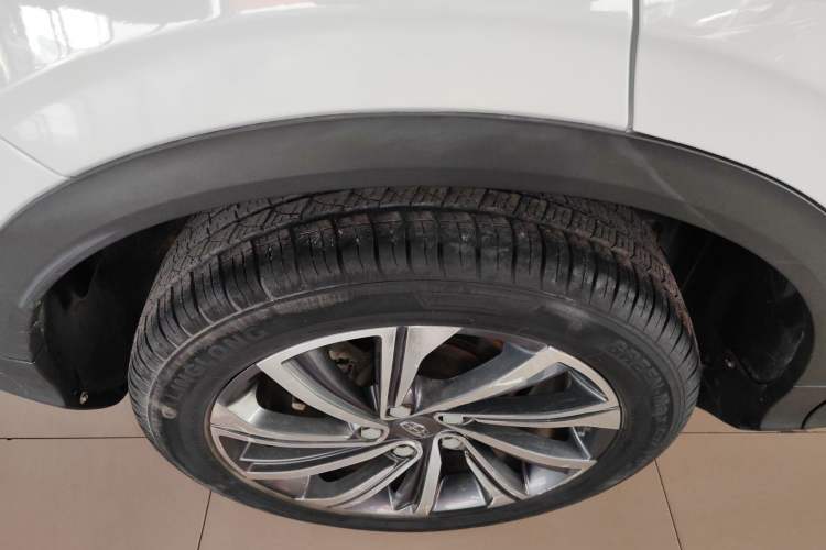 Used Geely Auto Coolray 2019 260T DCT Explorer China V Standard
