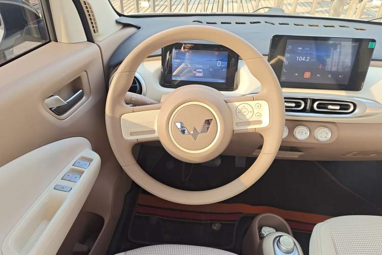 Used Wuling Hongguang MINIEV 2025 Four-Door Version Zhenxiang+ Edition