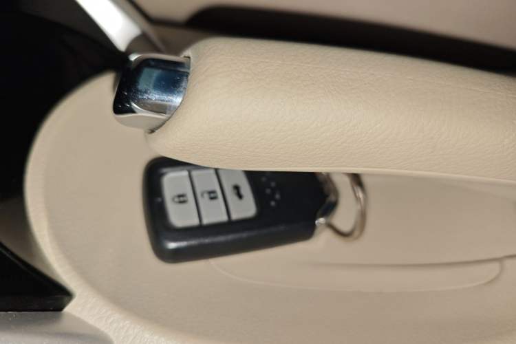 Used Honda Crider 2016 1.8L CVT Luxury Edition
