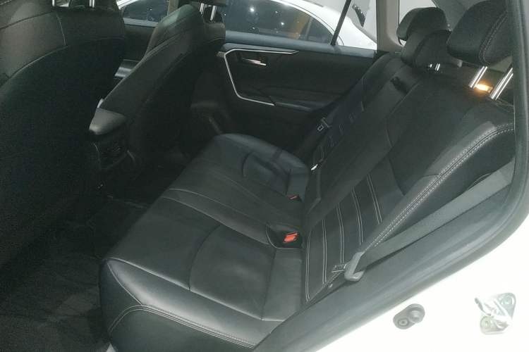 Used Toyota Wildlander 2020 2.0L CVT Two-Wheel Drive Luxury Edition