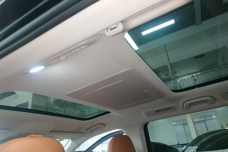 Used Leapmotor C16 2026 Extended-Range 280 LiDAR Zhizun Edition 6 Seats
