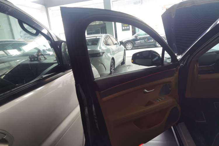 Used Hima AITO M5 2022 Range-Extended Rear-Drive Standard Version
