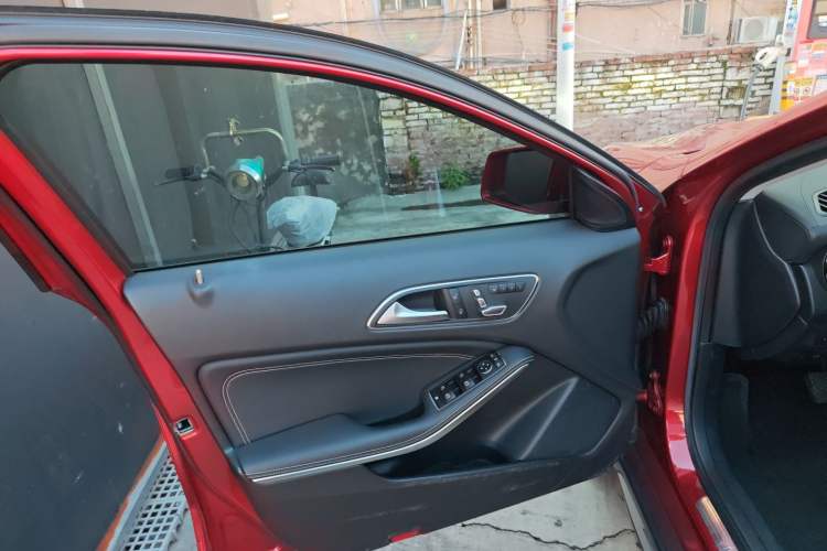 Used Mercedes-Benz GLA 2017 GLA 200 Fashion Model
