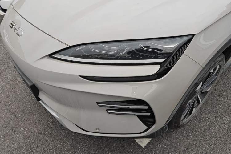 Used BYD Song PLUS New Energy 2024 Honor Edition EV 520km Flagship Model
