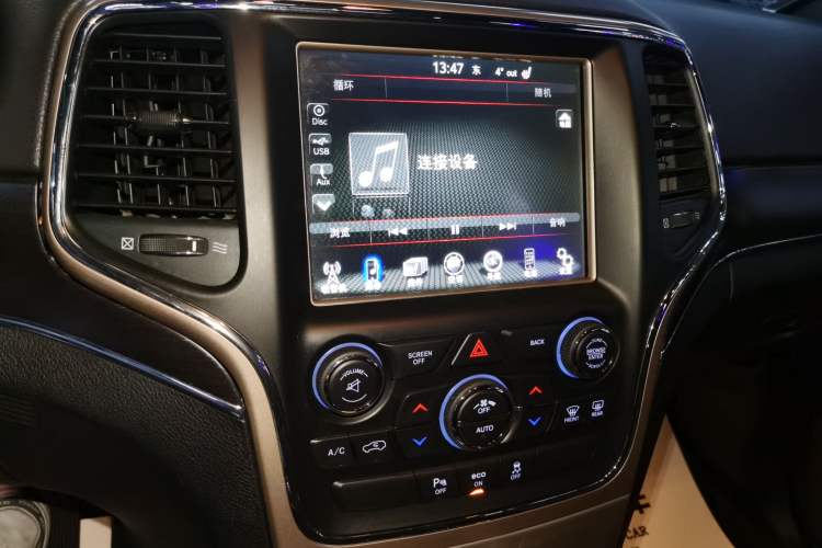 Used  Grand Cherokee 2014 3.0L Comfort Navigation Edition
