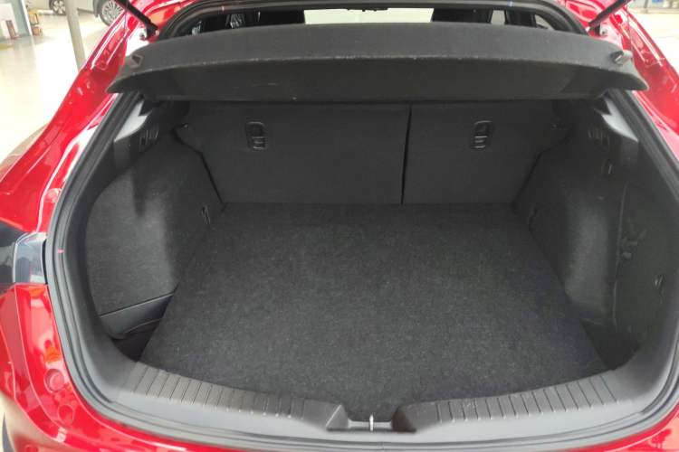 Used Mazda CX-4 2020 2.0L Automatic Two-Wheel Drive Blue Sky Luxury Edition