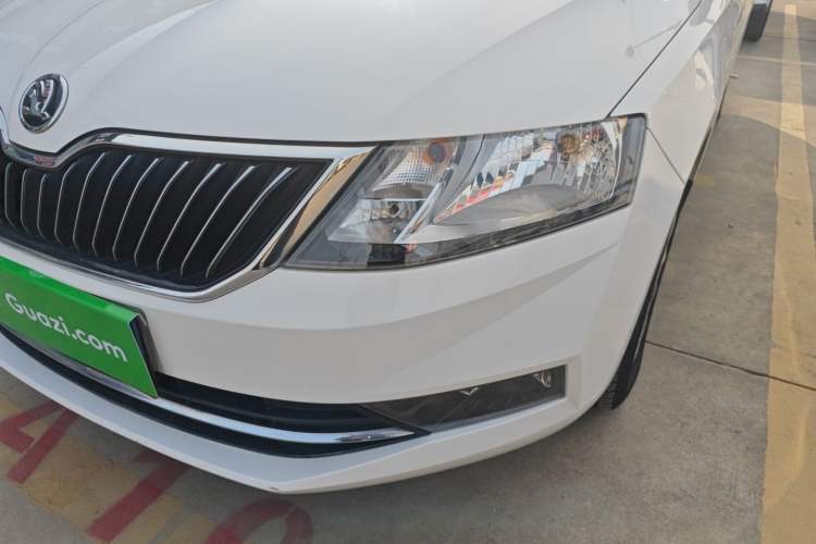 Used Skoda Rapid 2018 1.6L Automatic Comfort Edition